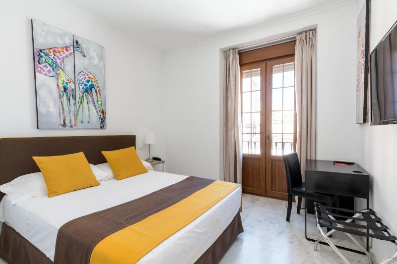 Cool Sevilla Hotel - image 14