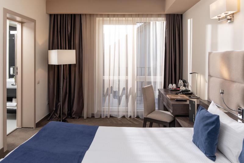 Standard Double Room image 1