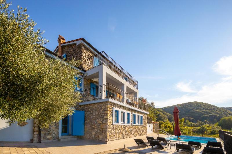 Villa with Private Pool image 4