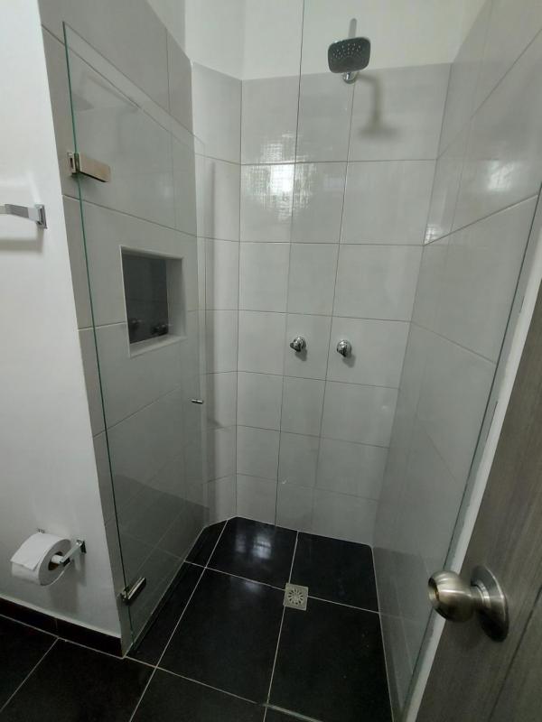 Aparta estudio amoblado 2 Medellin San joaquin - image 16