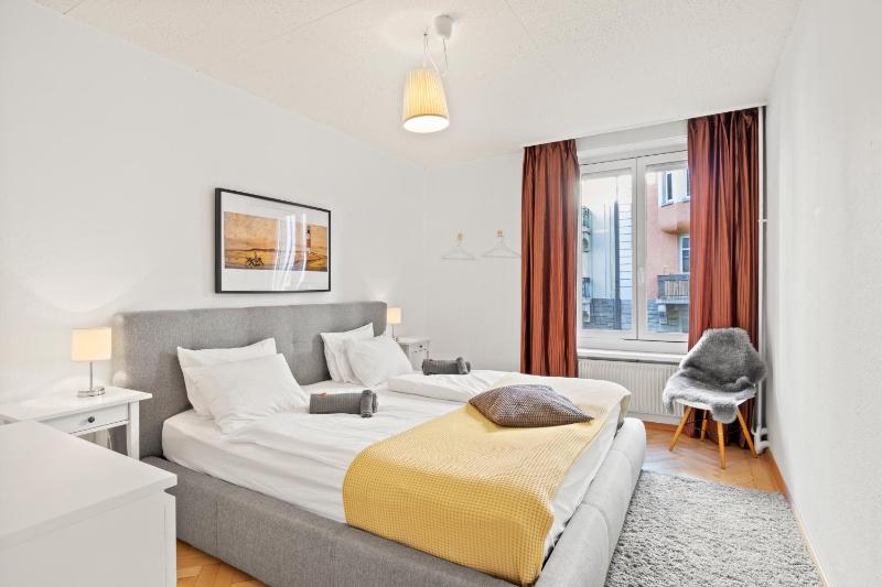 Modern & Central Apartments - image 16