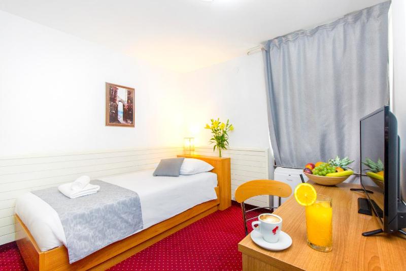 Hotel Jadran Šibenik - image 5