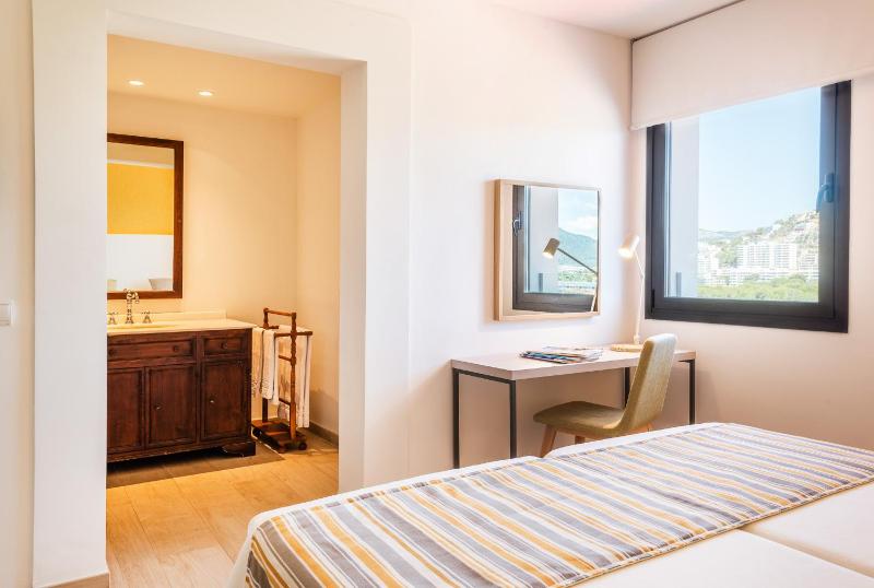 Suite with Terrace image 1