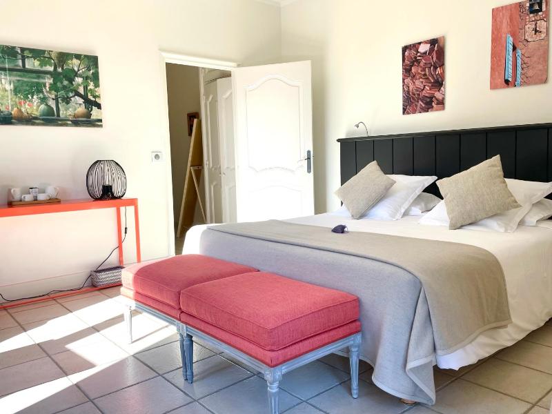 Double Room with Terrace image 4
