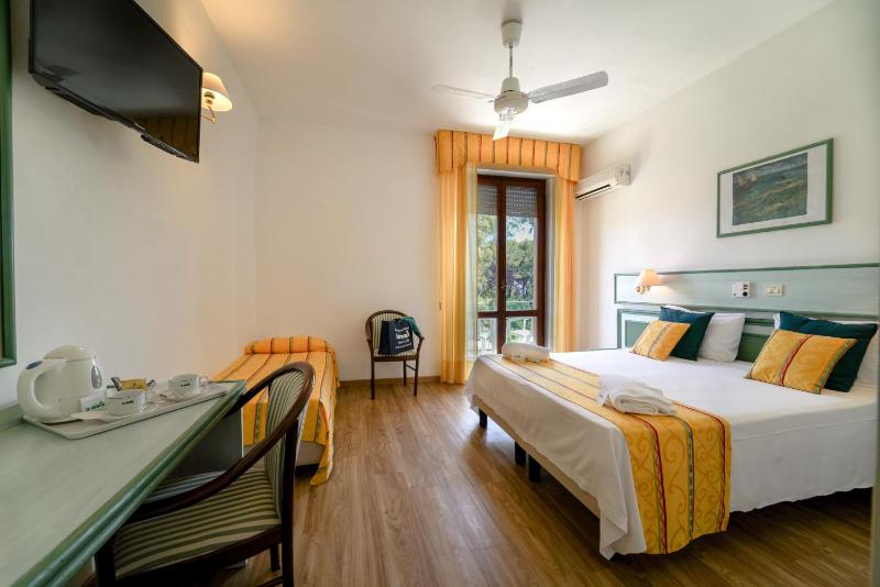Hotel Le Acacie - image 33