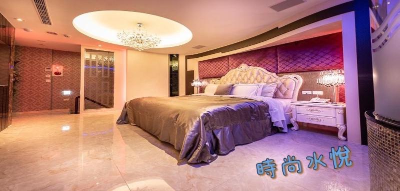 Superior Double Room image 1