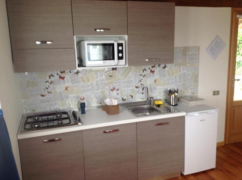 One-Bedroom Apartment image 3