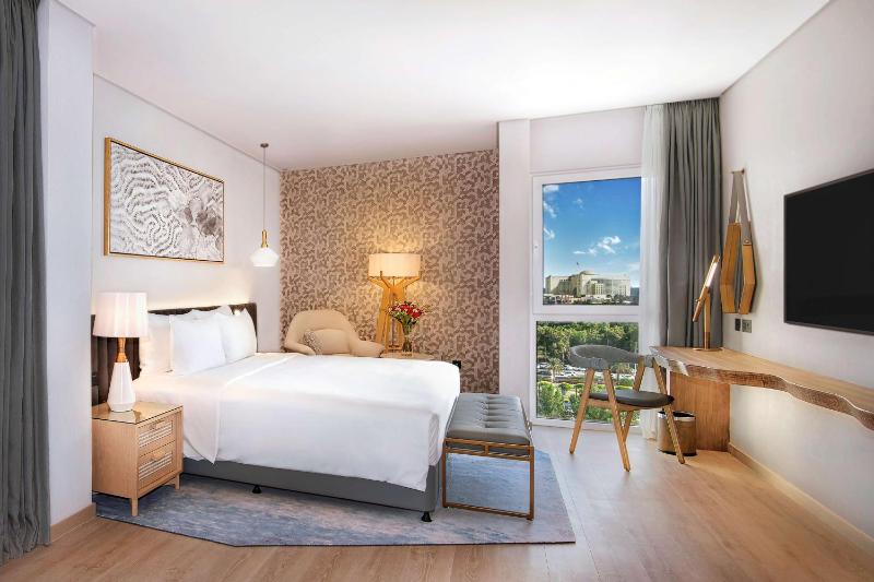Executive Suite with Sea View and Lounge Access Including Complimentary access to Surf Pool, Adventure Park, Wave Pool and Lazy River image 1