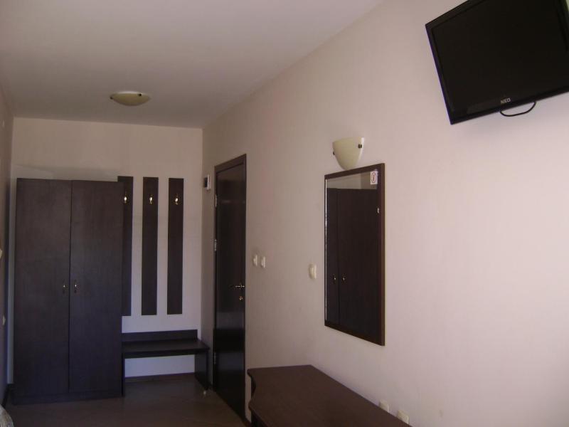 Triple Room image 3