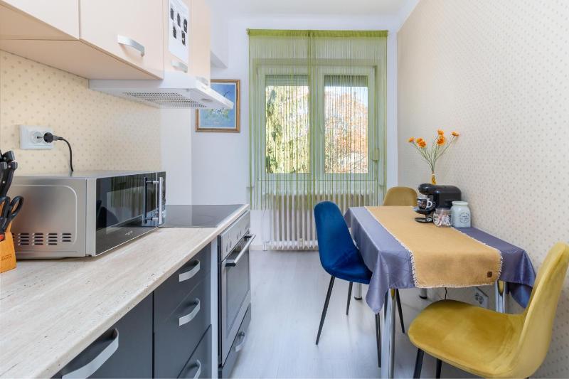 Deluxe Apartment image 3