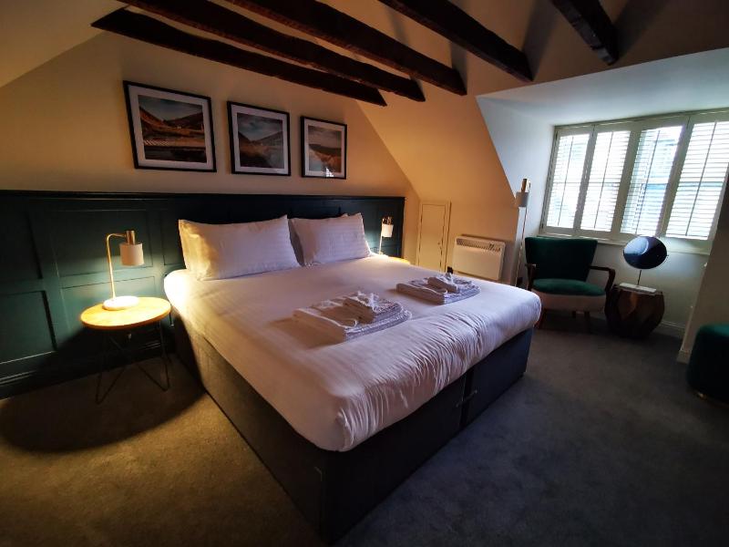 King Room image 4