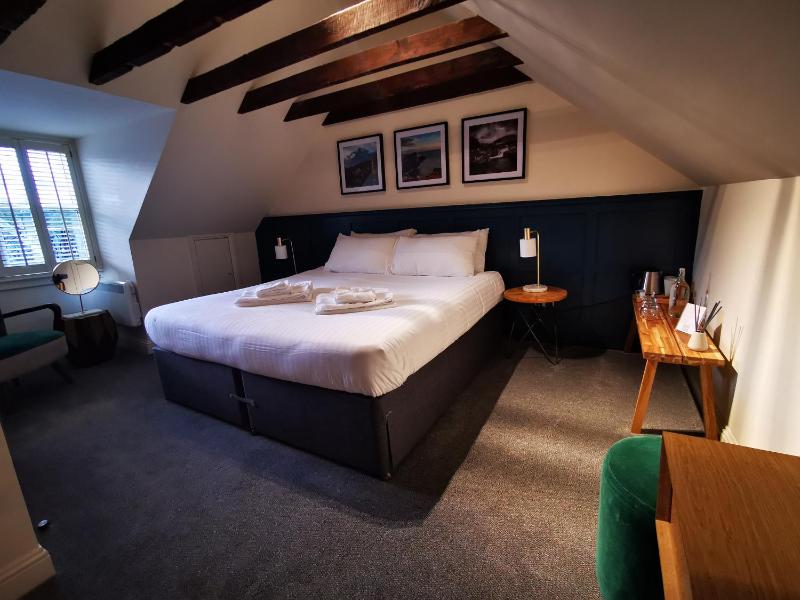 King Room image 2