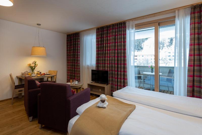 Suite (2 Adults) image 2