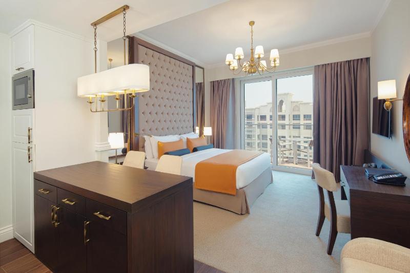 Superior Studio, Private Beach, Infinity Pool, Lazy River & Kids Club Access image 3