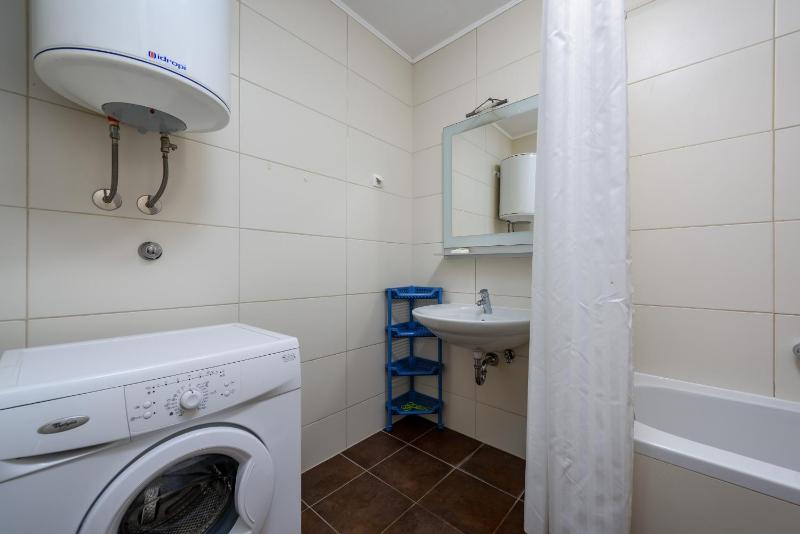 Apartment with Balcony image 4