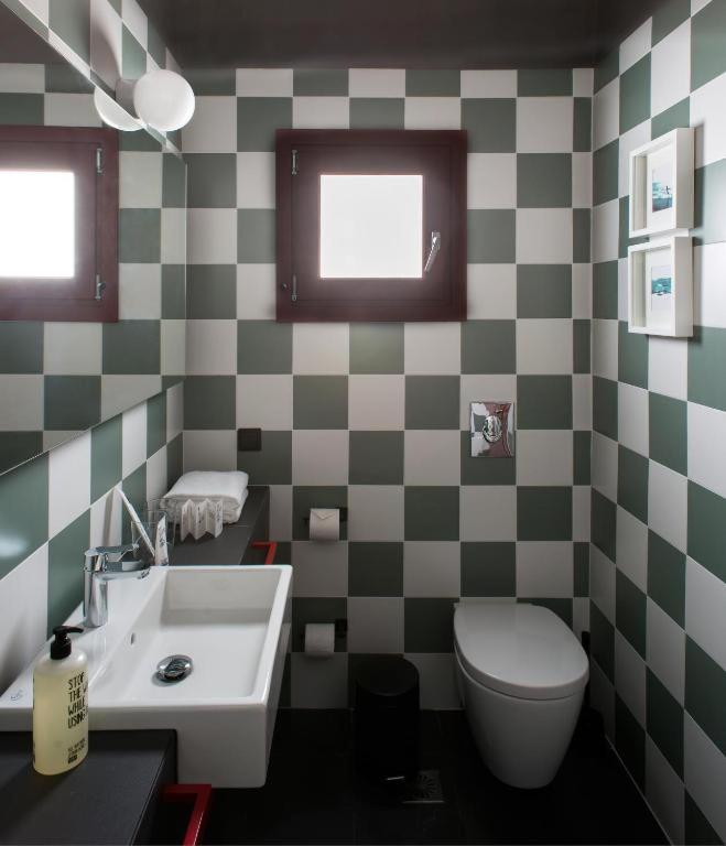 Superior Single Room with Sea View image 2