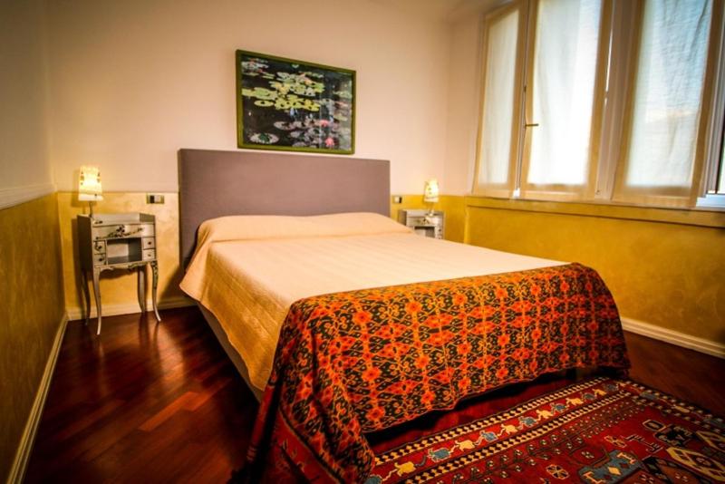 Double Room with Shared Bathroom