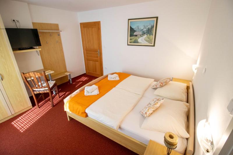 Double Room image 1