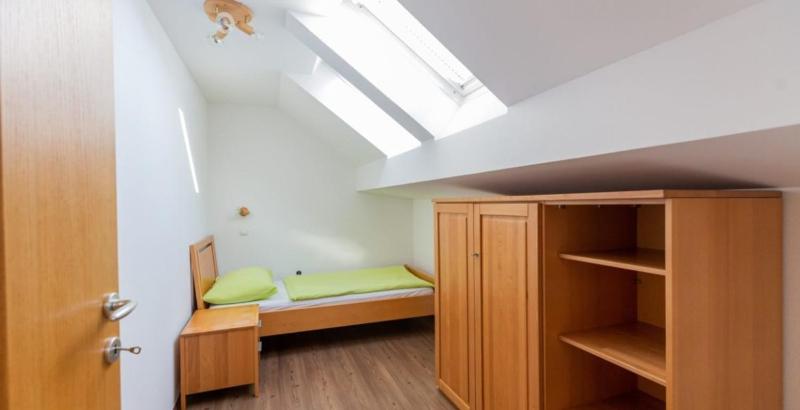 Quadruple Room image 2