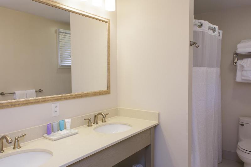 Family Suite with Fireplace image 2