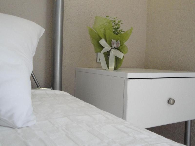 Classic Double Room with Sea View image 3