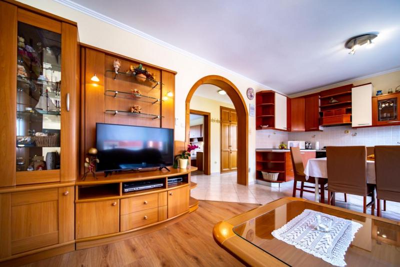 Apartment in Lopar with balcony air conditioning WiFi washing machine (4886-2) - image 13