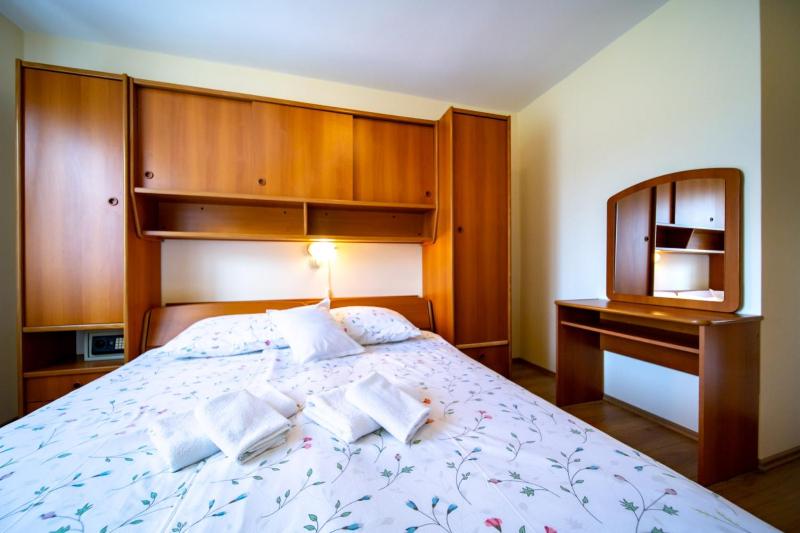 Apartment in Lopar with balcony air conditioning WiFi washing machine (4886-2) - image 20