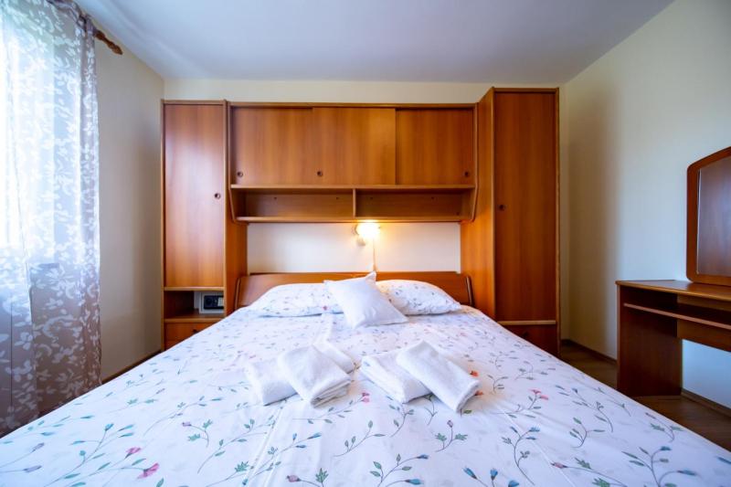 Apartment in Lopar with balcony air conditioning WiFi washing machine (4886-2) - image 31