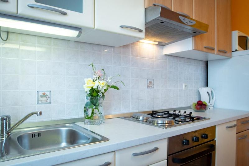 Apartment in Lopar with balcony air conditioning WiFi washing machine (4886-4) - image 15