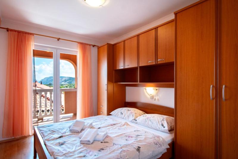 Apartment in Lopar with balcony air conditioning WiFi washing machine (4886-4) - image 49