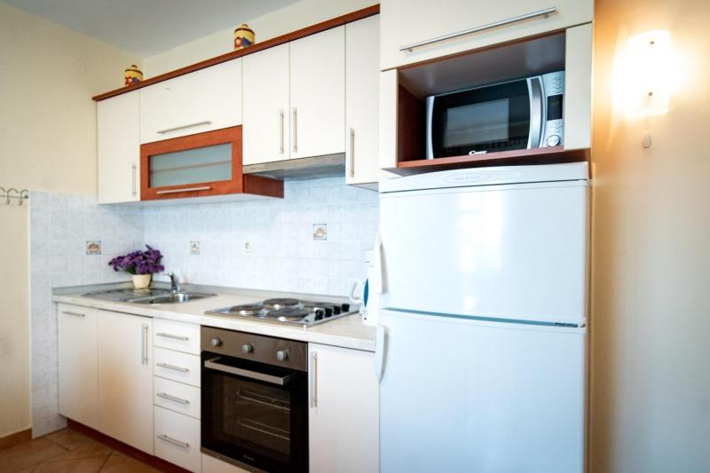 Apartment in Lopar with balcony air conditioning WiFi washing machine (4886-1) - image 26