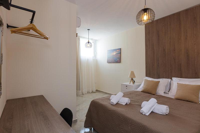 Modern family villa Basilicata Salmostro in Bali w/ Pool & BBQ Area - image 9