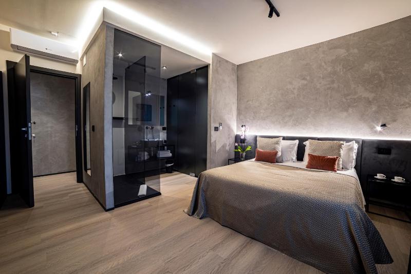 Corso 84 Luxury Suites - image 32