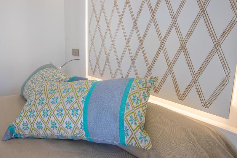 Standard Single Room with Shower image 3