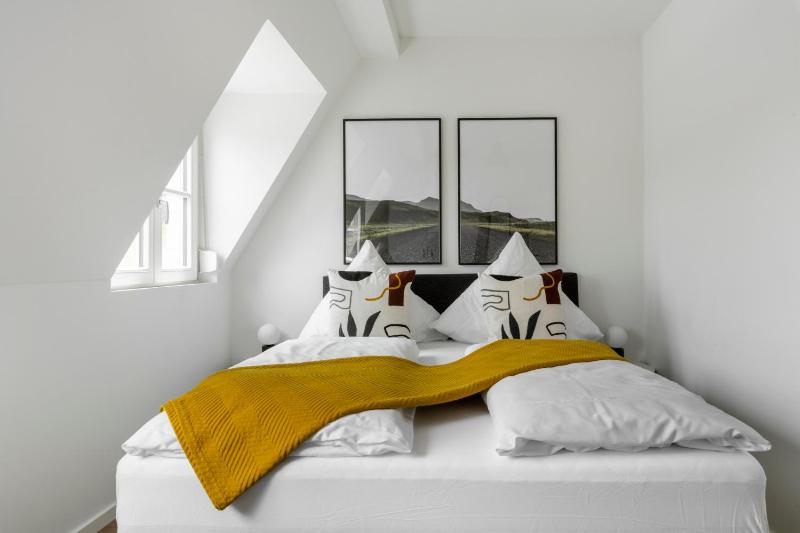 One-Bedroom Suite image 4