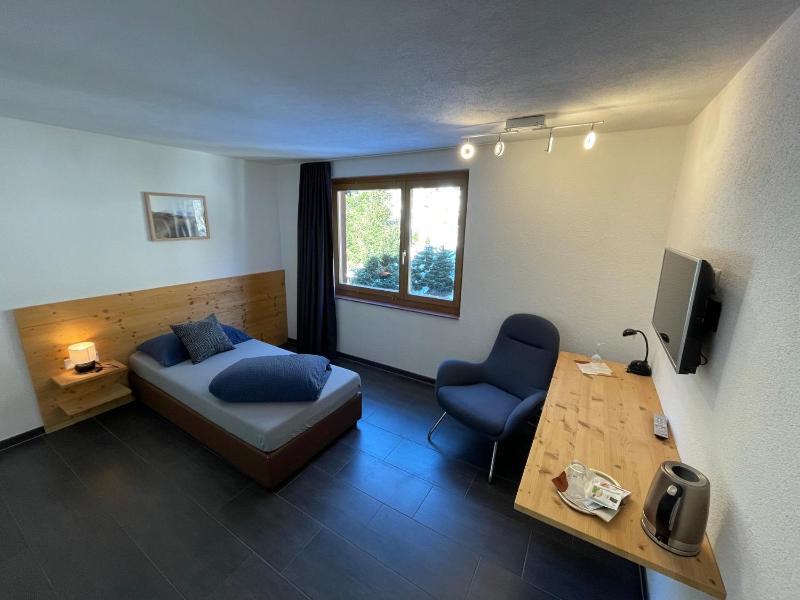 Single Room image 4