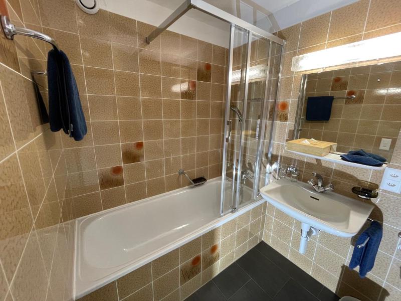 Single Room image 3