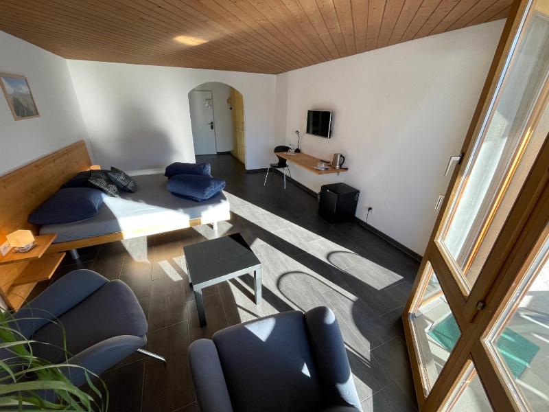 Double Room image 4