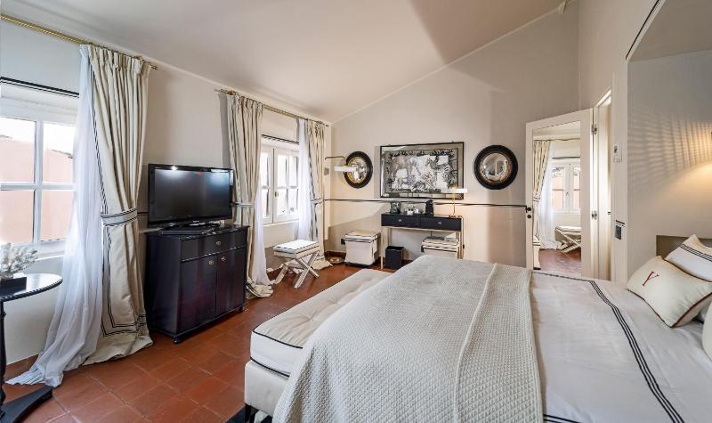 Superior Room image 2