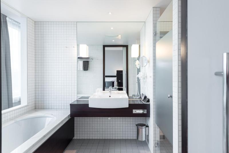 Junior Suite image 3
