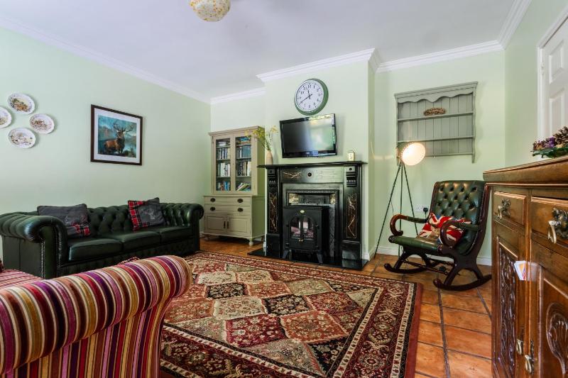 Two-Bedroom House image 3