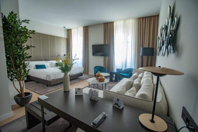 Junior Suite image 1