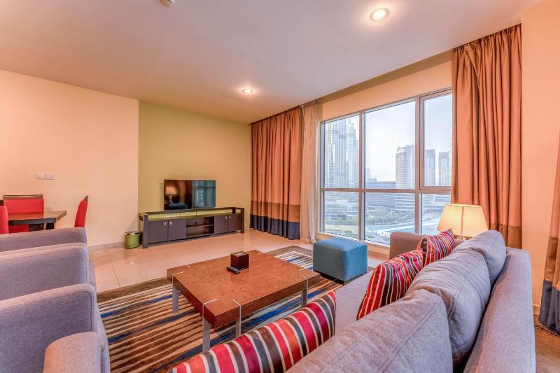 2 Bedroom, Balcony Burj Khalifa View, Non-Smoking image 1