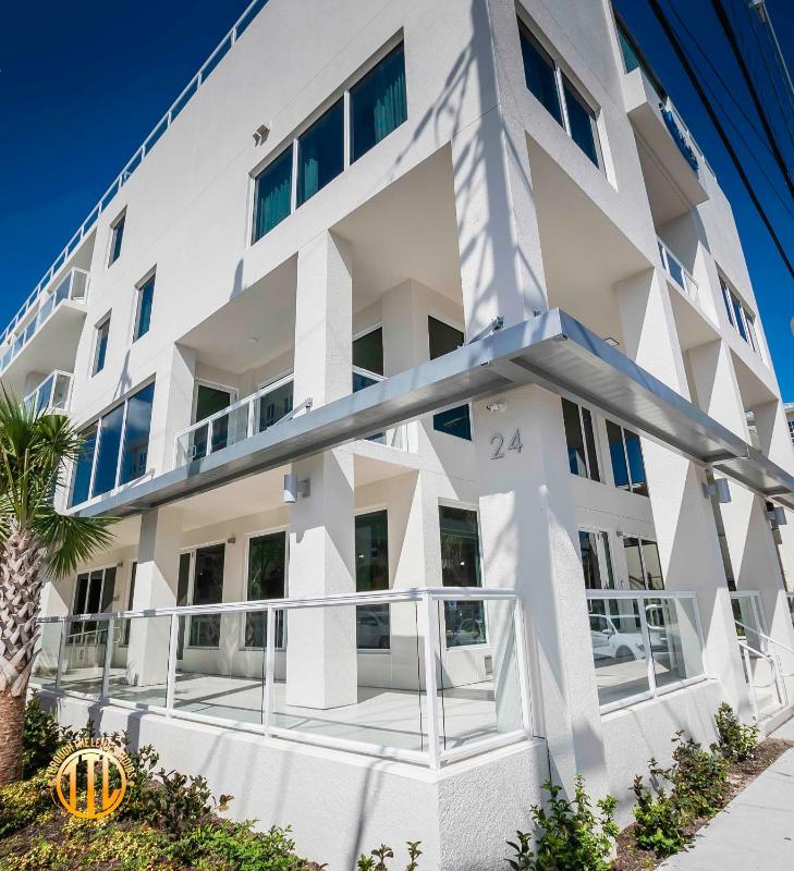 The Avalon Club - image 27