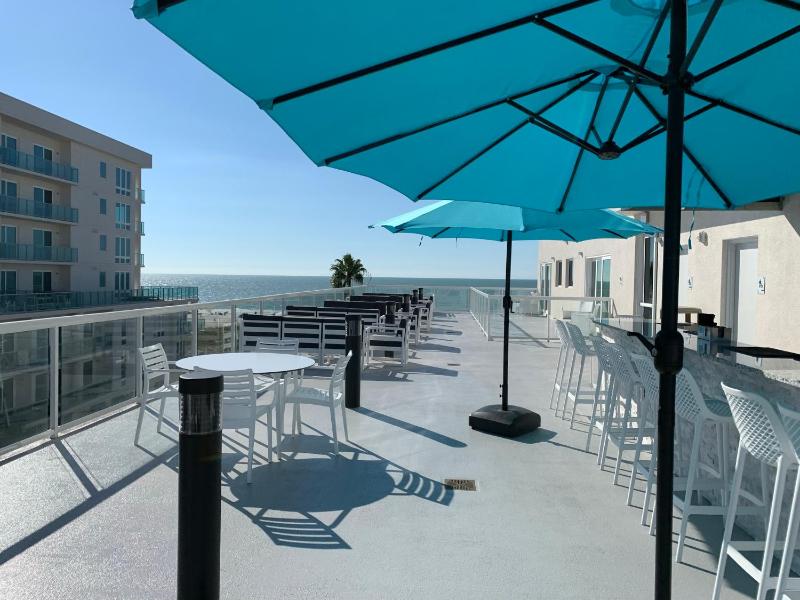 The Avalon Club - image 30
