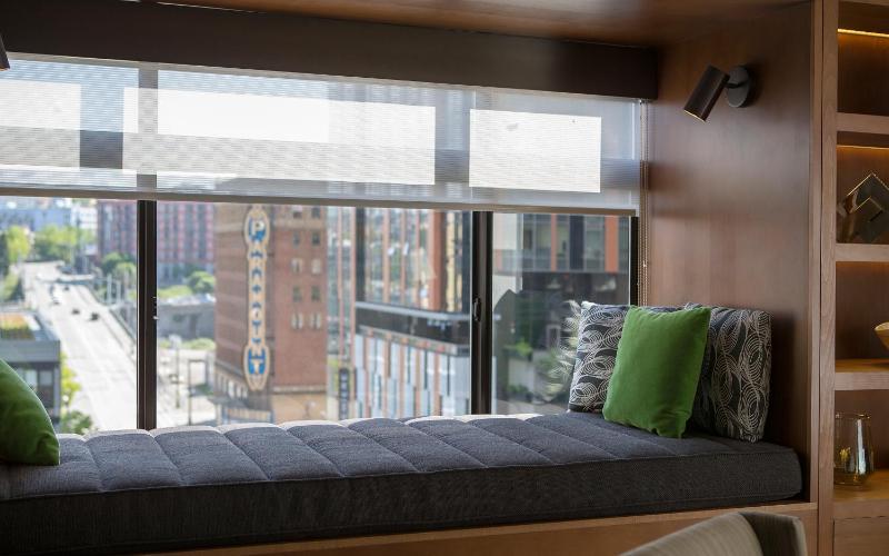 Cosmopolitan One-Bedroom Suite image 4