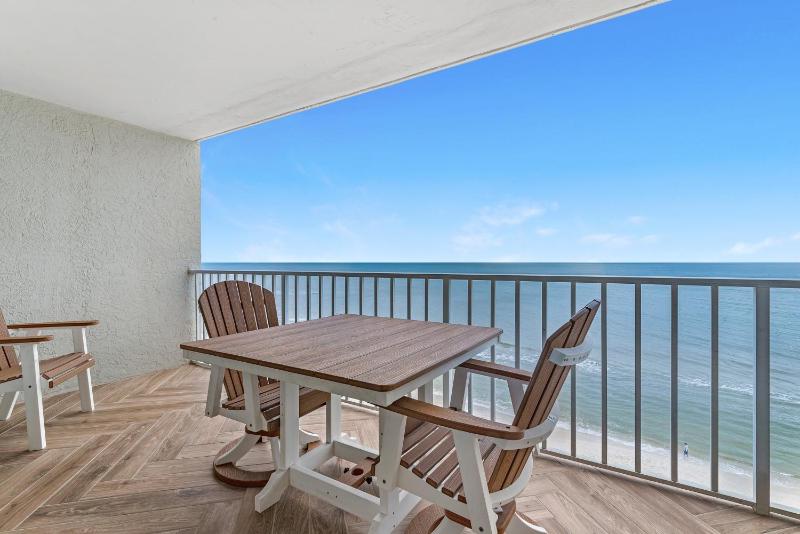 Ocean House 1805 - image 41