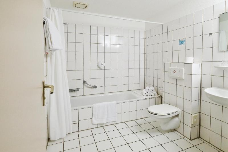 Triple Room image 3