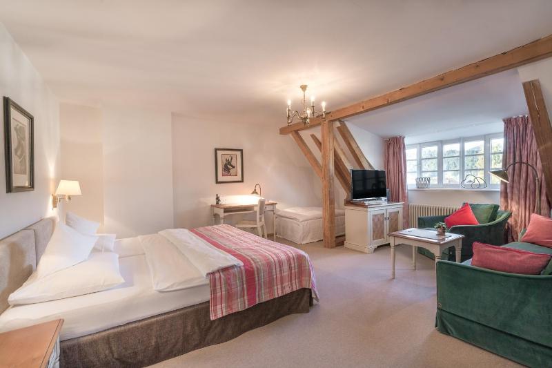 Double Room with Garden View image 1