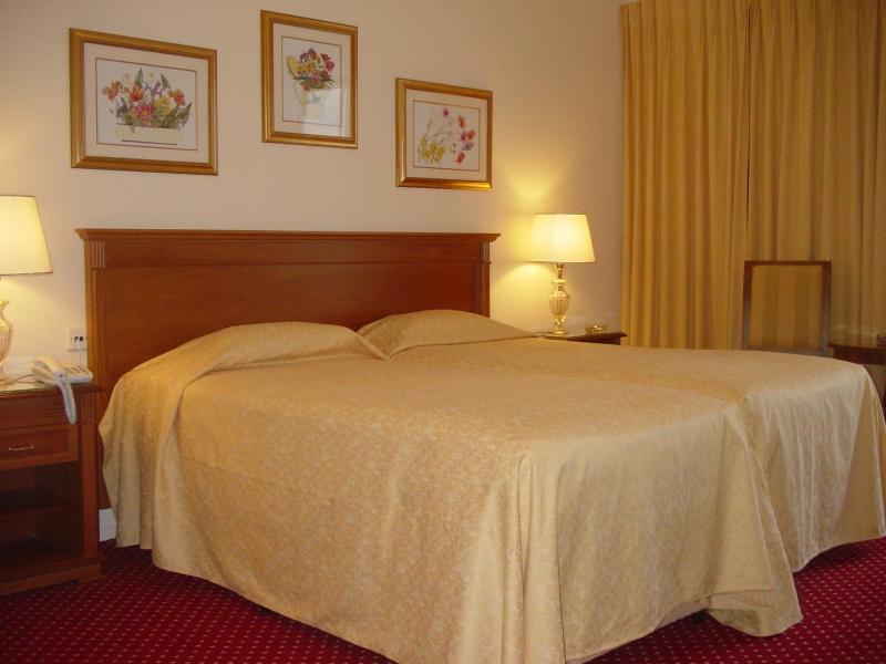 Single Room image 2